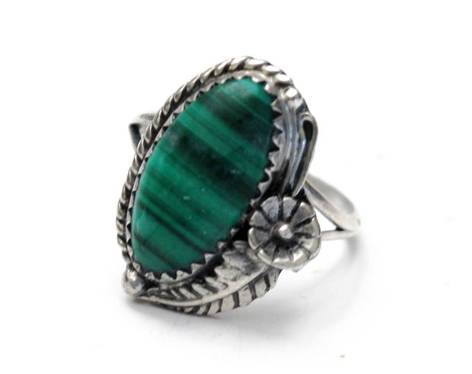 Sterling Malachite Ring - flower Leaf- Green Gemstone - Size 7 ring - southwestern - Silver Native Americanring
