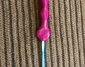 Purpleish Maroon Crochet hook handle