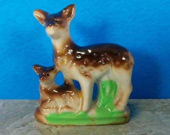 Vintage Ceramic Deer Figurine with Baby Deer - Made in Japan - Kitsch Figurine Deer and Doe