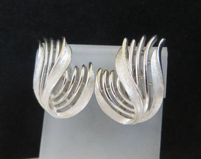 Trifari Leaf Earrings, Vintage Silver Tone Upswept Leaf Clip ons Signed Crown Trifari Jewelry, Gift Boxed