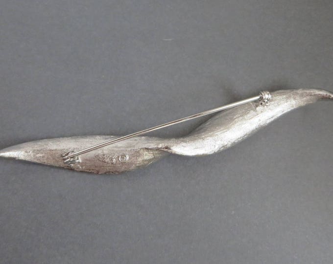 Coro Pegasus Leaf Brooch, Vintage Matte Silver Tone Wide Leaf Pin, Gift for Her