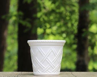 Vintage White Ceramic Latticework Planter / White Lattice Planter / Neuwirth Planter / White Ceramic Planter / White Basketweave Plantere