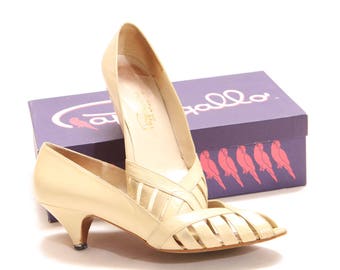 1960s Cream Off White Leather High Heel Pumps by Pappogallo- Size 9