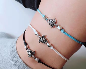 Sea turtle anklet, silver anklet with turtle charm,Turtle Anklet, Adjustable Anklet,cord bracelet,beaded ankle bracelet,gifts for her.