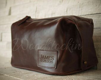 Personalized Groomsmen Gift Mens Toiletry Bag Father Gift for Mens Gift for Him Leather Dopp Kit Bag Groom Gift Groomsman Gift