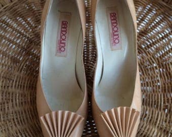 Vintage 70s Bandolino pumps