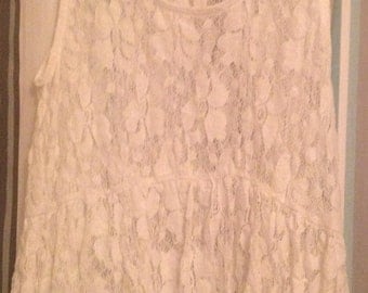 FREE SHIPPING!!! Vintage "MUDD" Ivory Lace Cami/Tank Sleeveless Floral Tee Shirt with Empire Waist Size (S)