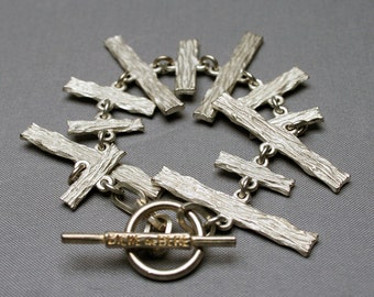 Vintage BICHE DE BERE bracelet, Silvery tone textured metal, French jewel