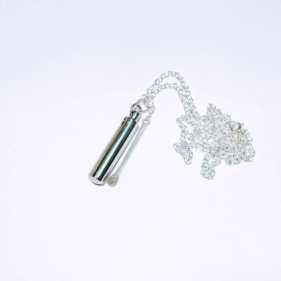 Handmade snuff spoon and bottle pendant snuff necklace