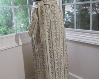 50s/60s Long Skirt, Yellow and Blue Pastels Fabulous Print with Pearl White and Buttons, Sash, Small