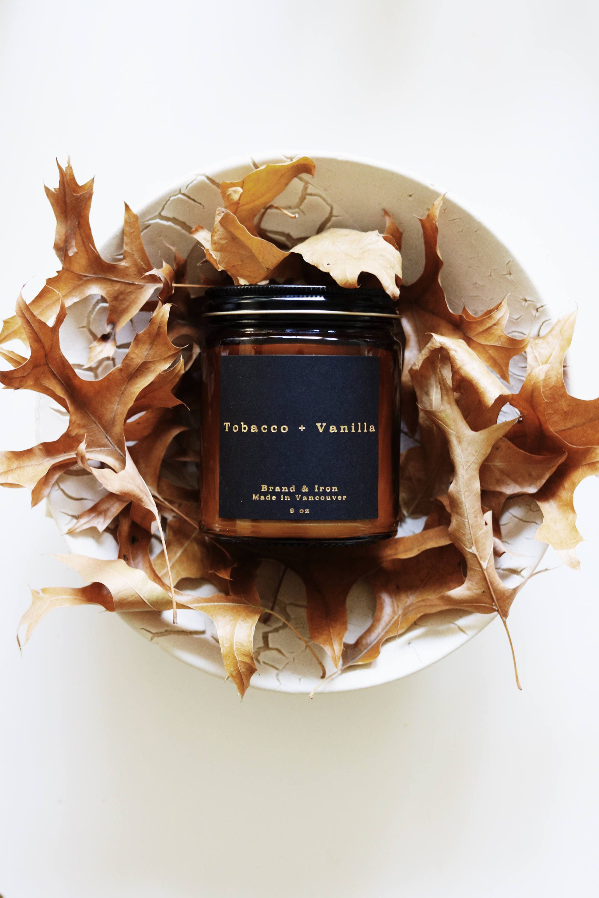 Tobacco & Vanilla Amber Apothecary jar candle soy candle