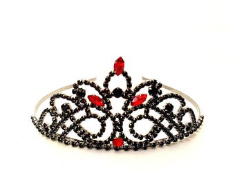 Queen of heart Crown ,Queen of heart Tiara, Queen of heart Headband - Alice In wonderland Crown, Queen of heart Rhinestone Tiara,Red & Black