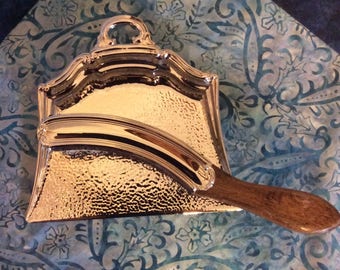 Vintage crumb catcher with brush, Celtic Quality Plate - Made in England, silver plated crumb sweeper and crumb tray, silent butler