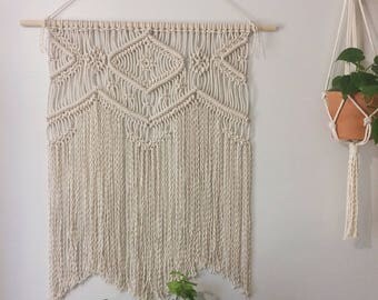 Macrame Wall Hanging / Tapestry / Weaving / Wall Decor