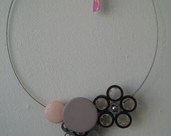 The pale pink electric look Choker necklace