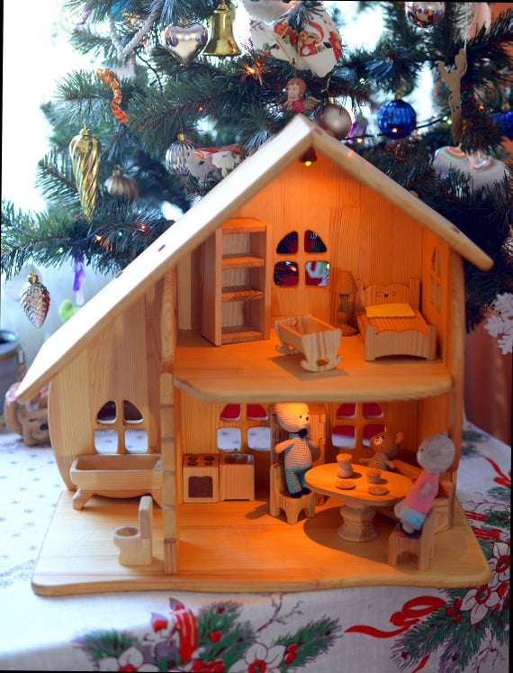 best montessori dollhouse