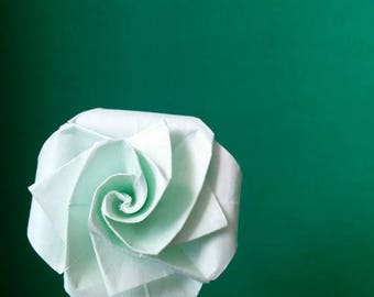 Small pink seagreen color with leaves in real Origami (F_020)