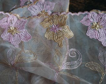 97cm x 22 cm Ref 2407Z embroidered tulle lace