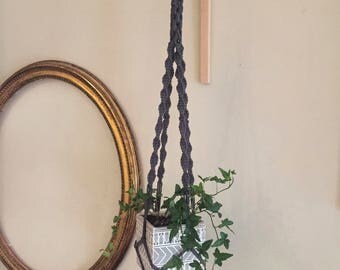 Macrame hanger