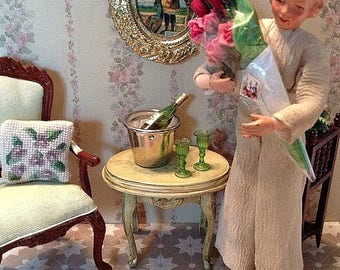 Vintage Miniture Sonia Messer Antiqued French Provencial End, or Side Table for the 1:12 Scale Dollhouse