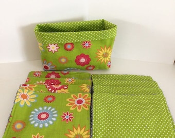 Green WASHABLE wipes and flowers
