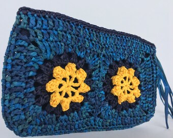 Blanket crochet pattern Yummy Flower granny square photo