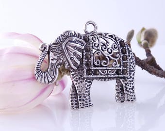 1 large Elephant pendant Ajoure 41 x 50 mm - silver