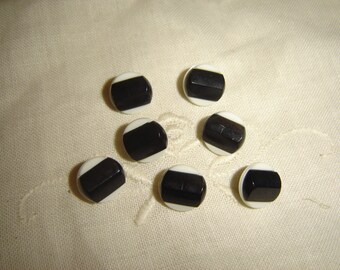 7 buttons black & white / / 11 mm