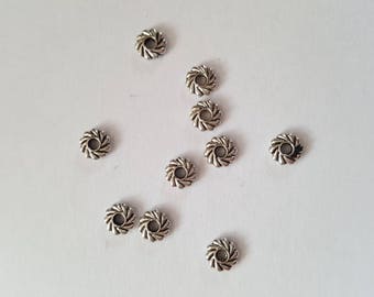 Set of 10 spacer beads