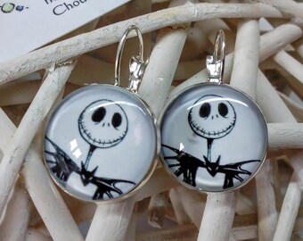 Earrings "Jack" black and white skeleton bust. 25mm