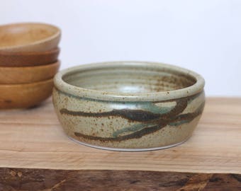 brushstroke bowl -- vintage 70s ceramic serving bowl