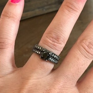 Buyer photo Viktoria Kiehn, who reviewed this item with the Etsy app for iPhone.