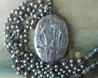 French Mistletoe Slide Locket
