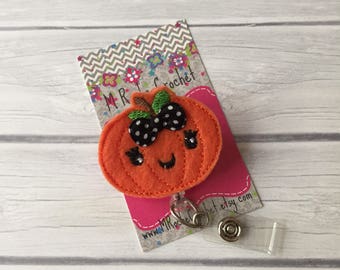 Pumpkin badge reel, pumpkin, Halloween badge reel, retractable badge reel, name badge, badge holder, felt badge reel, office gift, name tag