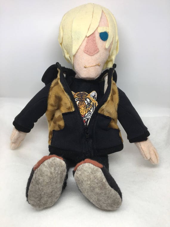 yurio figure