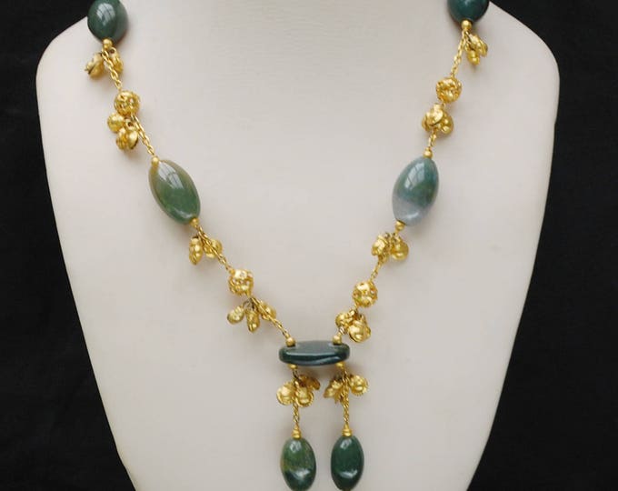 Statement Necklace - Green polished chalcedony gemstone - Gold plated - dangle beads - Tassel necklace