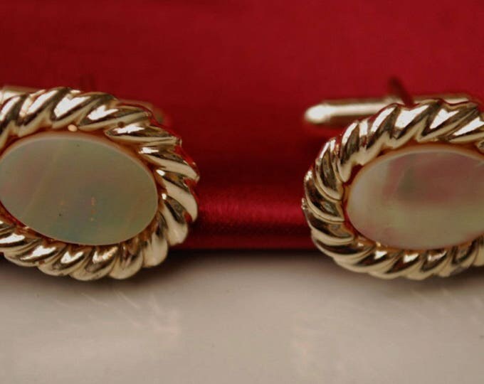 Mother of Pearl cuff links - light gold metal - MOP Oval cufflinks