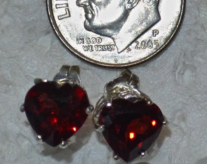 Garnet Studs, 8mm Heart , Natural, Set in Sterling Silver E1128