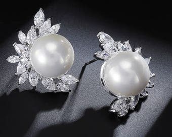 PAIR Leaf Floral Pearl Crystal Bridal Wedding Tunnels Gauges Plugs Earrings 0g 00g 7/16" 1/2" 9/16" 5/8" 11/16" 8mm 9mm 11mm 12mm
