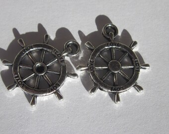 2 charms of 2.3 cm metal ship wheel (6213)