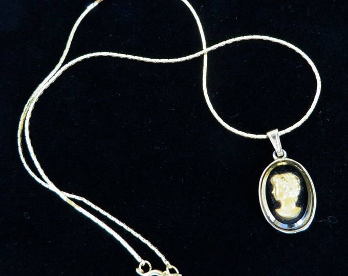 Cameo Pendant Necklace, Vintage Black and Gold Cameo. 16 inch Chain Necklace