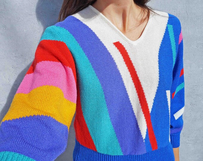 Slouchy Sweater, 1980s Vintage Rainbow Jumper, Loose Sweater, Striped Jumper, Womens Fine Knit Jumper, 1980s Jumper, Fun Knitwear, Womens