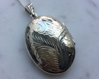 Lockets - Vintage | Etsy UK