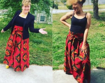 Mighty Mom and Ermani rocked this beautiful African Maxi Skirt 100% CT African Fabric. Pick your print and rock your skirt ....