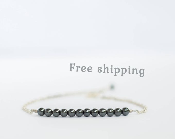 Black bead bracelet, Thin silver bracelet chain, Minimalist black jewelry, Thin silver chain bracelet, Small wrist bracelet