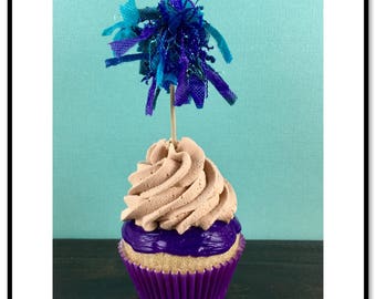 Pom Pom Cupcake Toppers