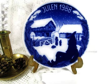 Vintage Norwegian 1988 Christmas Plate by Porsgrund Norway Julen 1988 wall Collectible Plate Limited Edition