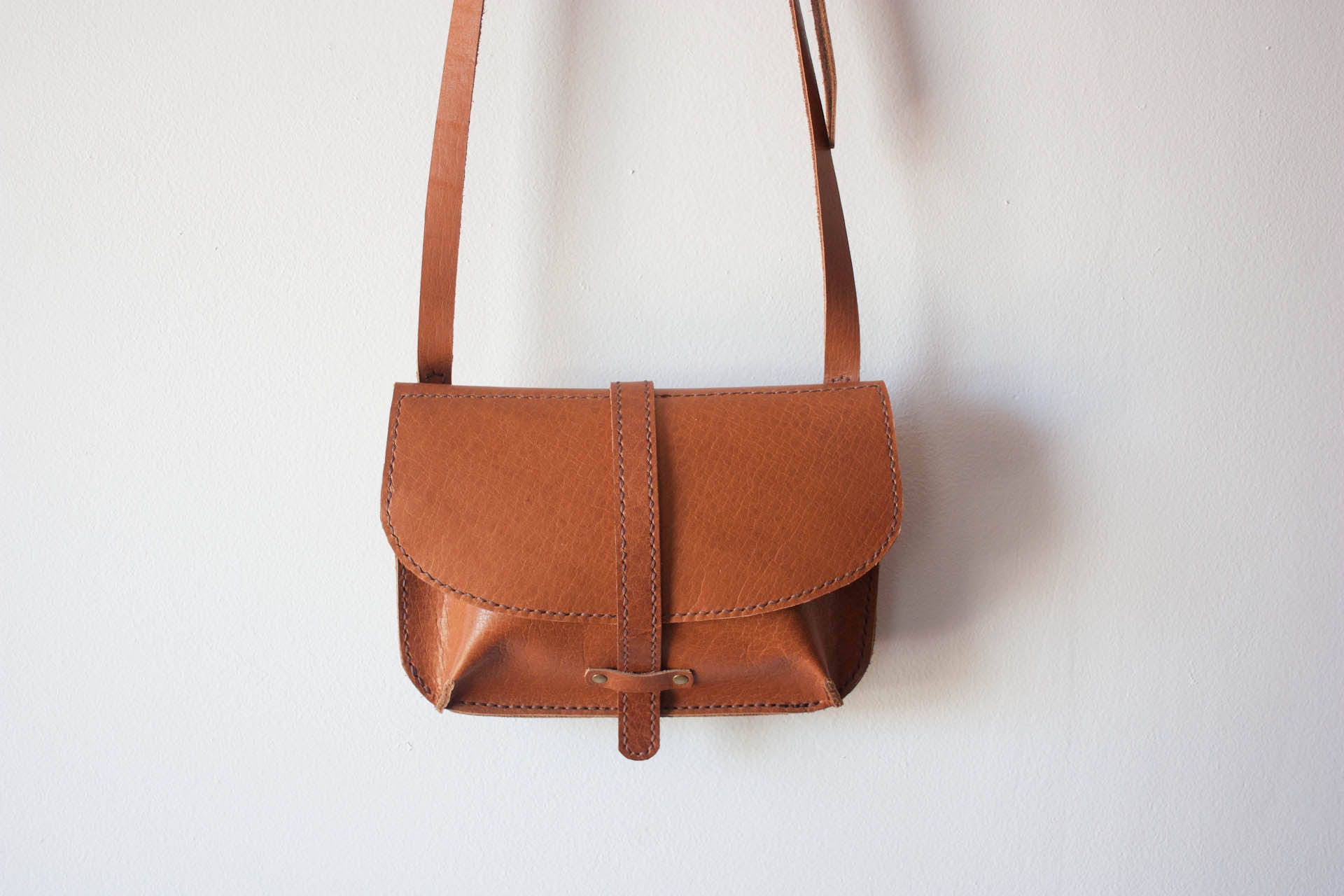 Medium Saddle Bag in Camel // Leather Crossbody Bag / Leather