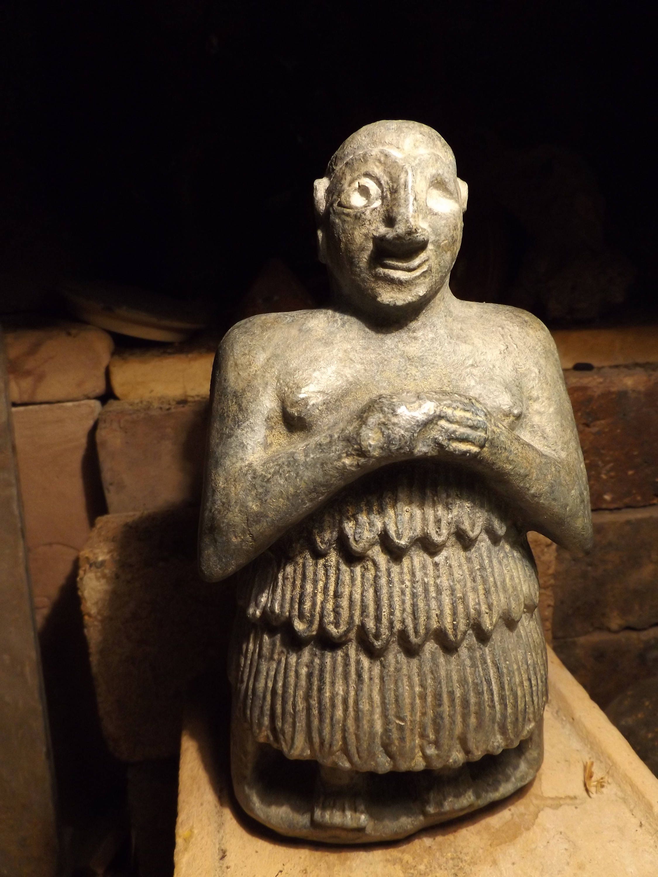 Sumerian temple statue Mesopotamia Replica of rare ancient