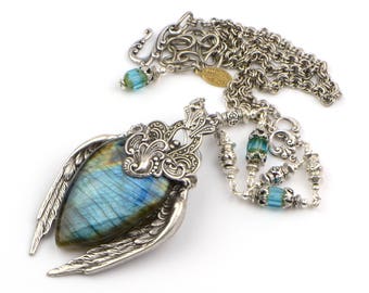 Labradorite Jewelry Necklace, Labradorite Necklace, Labradorite Pendant, Flash Labradorite Jewelry, Angel Wing Necklace, Large Labradorite